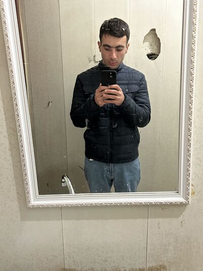  ,   Manuk, 28 ,   ,   , c 