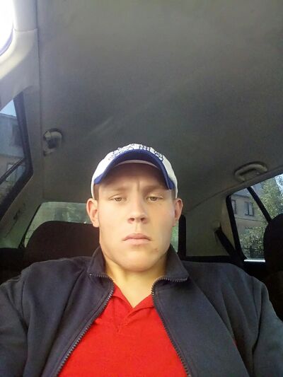  ,   Sergey, 29 ,   
