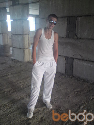  ,   Miha, 32 ,   