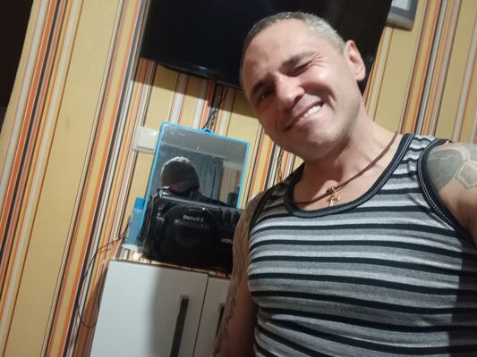  ,   Dimon, 46 ,     , c 