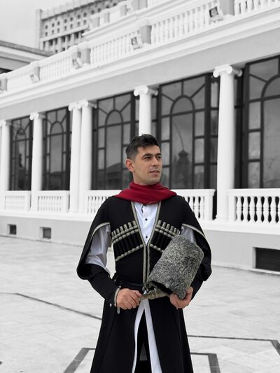  ,   Vasif N, 34 ,   ,   