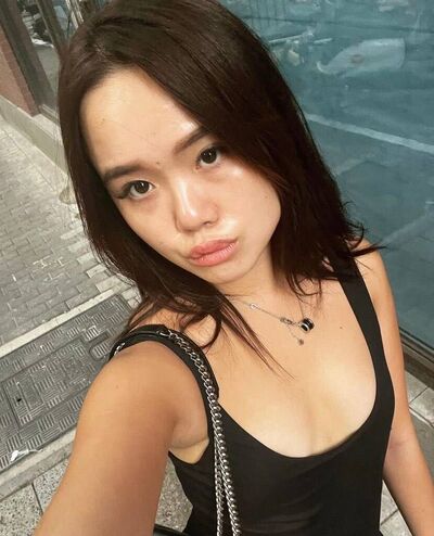  ,   Mira, 33 ,   ,   