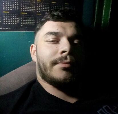  ,   Denis, 32 ,   ,   , c 