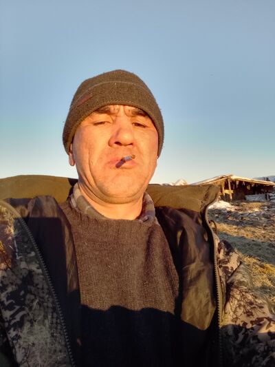  ,   Rinat, 46 ,   ,   