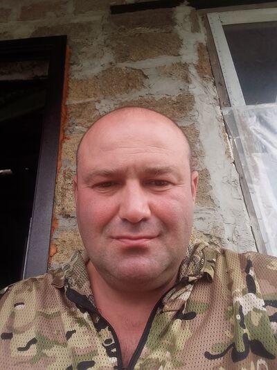 ,   Misha, 44 ,   ,   