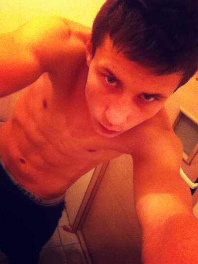  ,   Spyk, 32 ,   