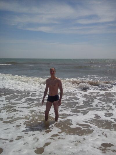  ,   Sergiy, 34 ,   