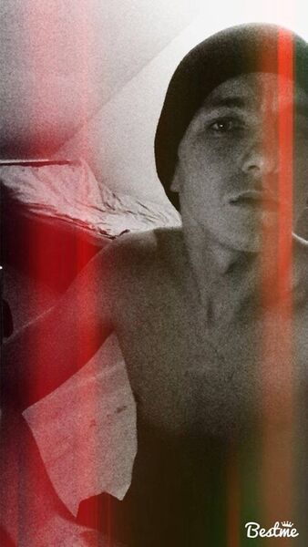  -,   Kornel, 26 ,   ,   , c 