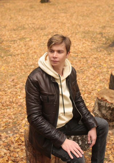  ,   Roman, 33 ,   ,   , c 