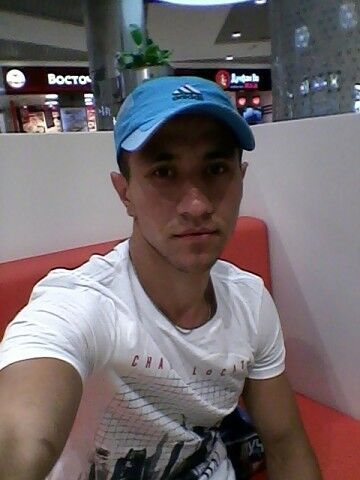  ,   Elbek, 33 ,  