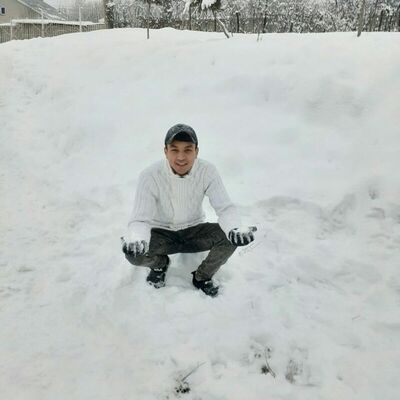  ,   Ibrohim, 28 ,   ,   