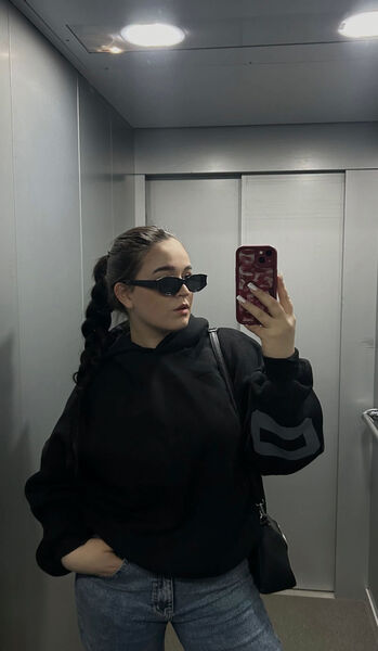  ,   Vika, 20 ,   ,   