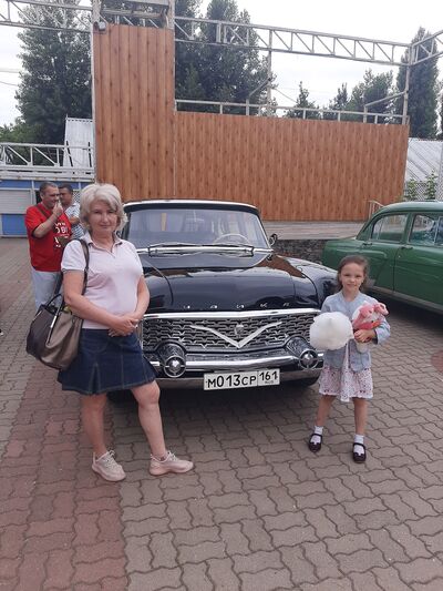  --,   Elena, 64 ,     , c 