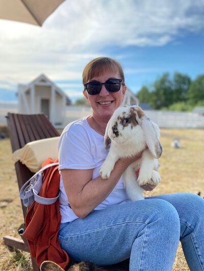  ,   Lyudmila, 48 ,     , c 