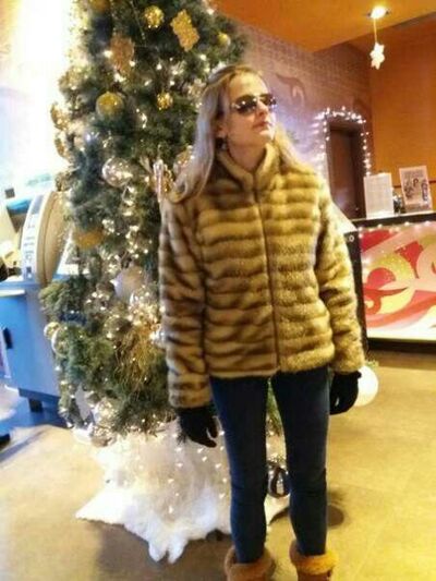  ,   Kristen, 29 ,     , c 