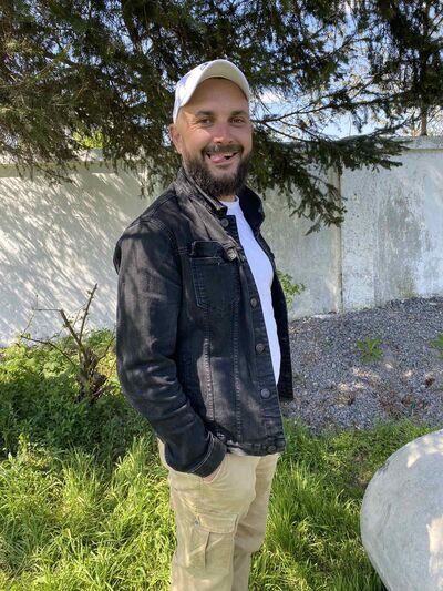  ,   David, 39 ,   ,   