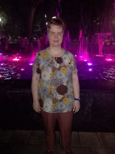  ,   Veronika, 48 ,   c 