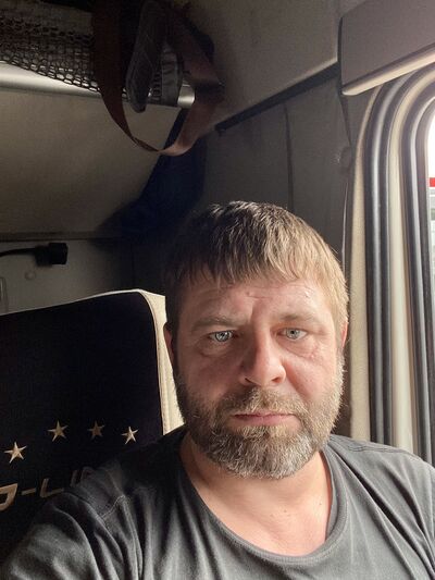  ,   Denis, 44 ,   ,   , c , 