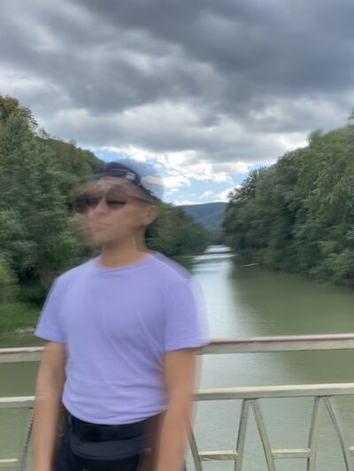  --,   , 28 ,  