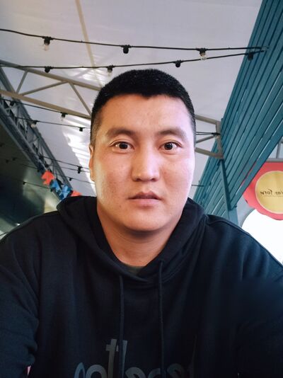  ,   Sam, 34 ,  