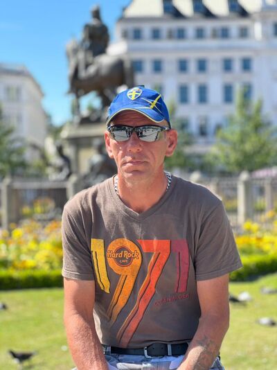  ,   Andrejj Maxx, 49 ,   ,   , c 