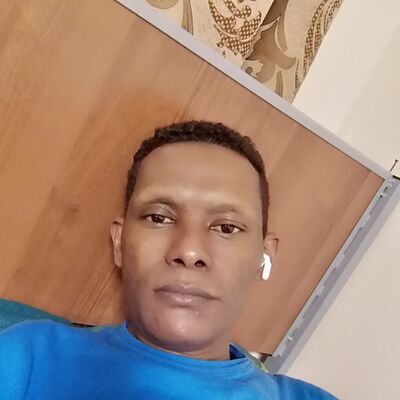  ,   Alex, 35 ,   ,   , c , 