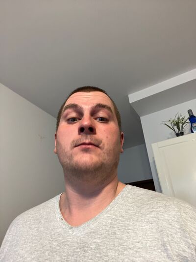  ,   Alex, 36 ,   ,   