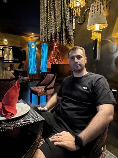  ,   Denis, 37 ,   ,   , c , 