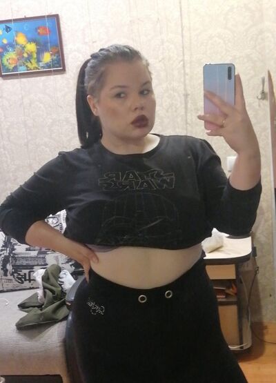  ,   Elizaveta, 21 ,     , c , 
