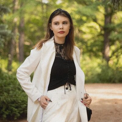  ,   Anastasia, 21 ,     , 