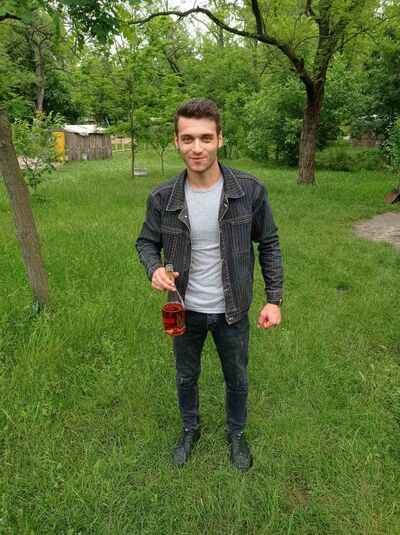  ,   Igor, 26 ,   ,   