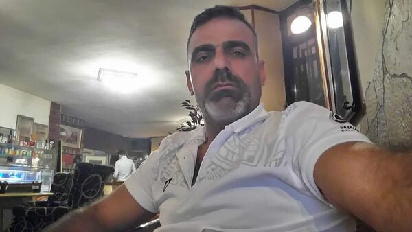  Esenyurt,   Mehmet, 47 ,   ,   , c 