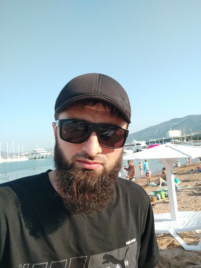 ,   Aslan, 36 ,  