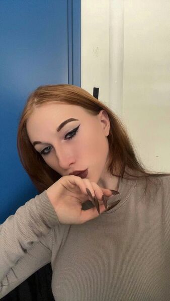  ,   Alina, 19 ,   
