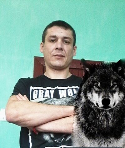  ,   Dom, 40 ,   