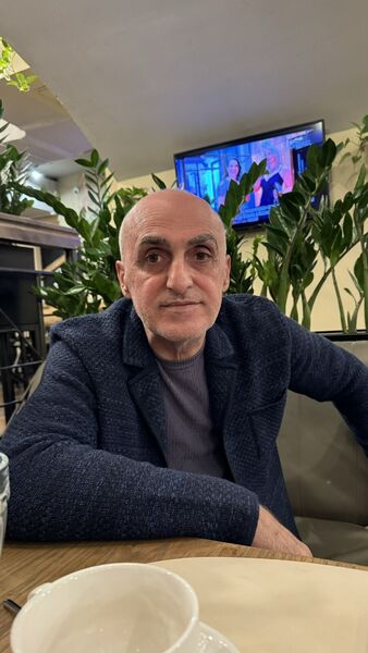  ,   Artur, 59 ,   ,   