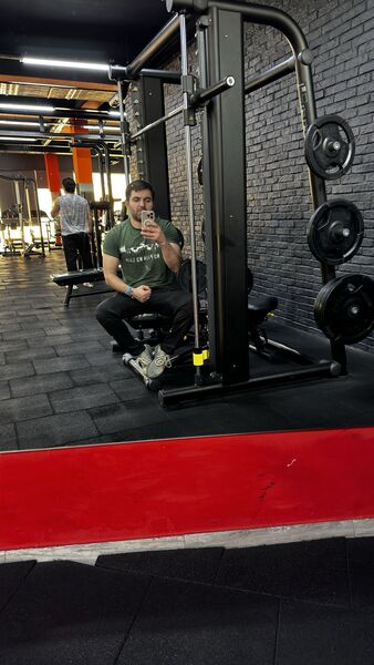  ,   Amir, 35 ,   ,   , c , 