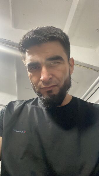  ,   Ruslan, 35 ,   ,   , c , 