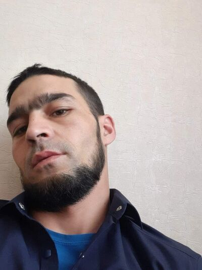  -,   Sacha, 38 ,   ,   