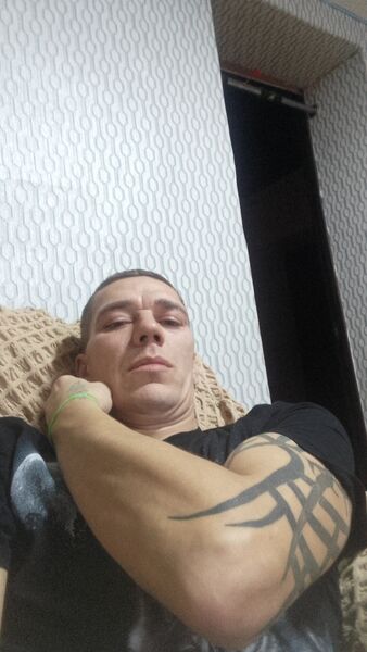  ,   Andrey, 40 ,   ,   