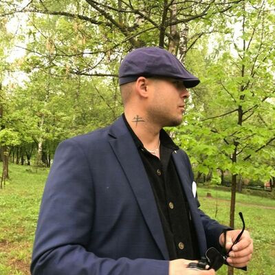  -,   Maxim, 27 ,   ,   , c 