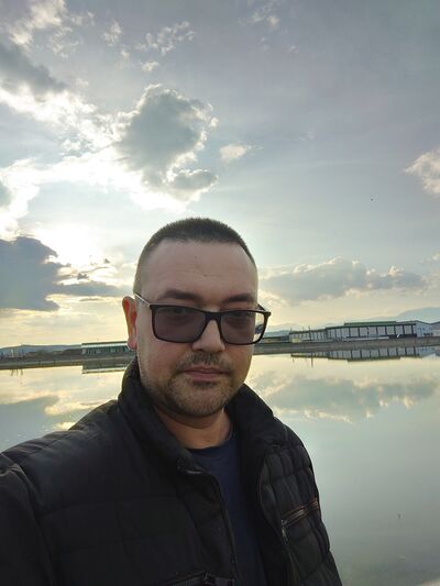  Targu Jiu,   Iaroslav, 41 ,     , c 