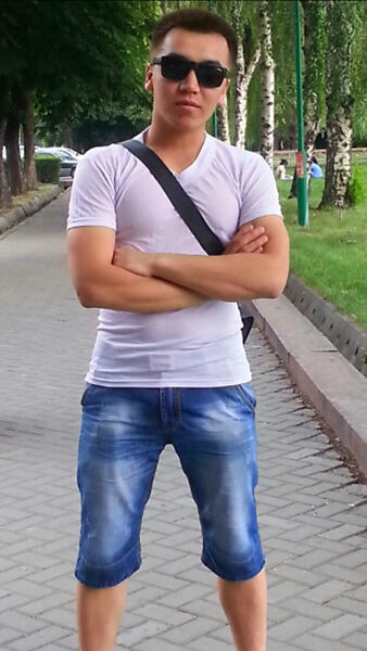  ,   Adjo, 31 ,   