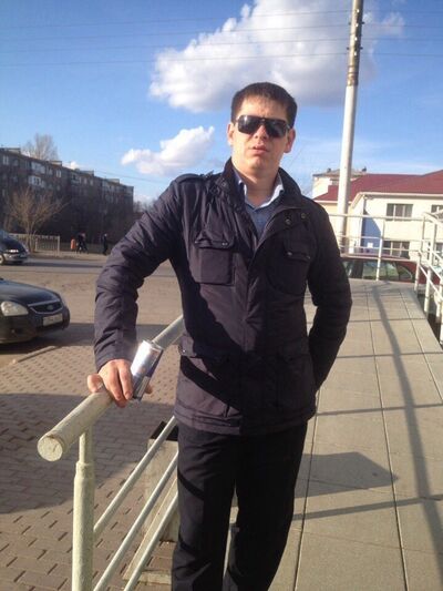  ,   Marik, 42 ,   