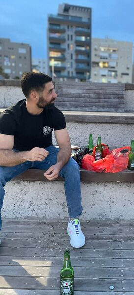  Tel Aviv-Yafo,   , 29 ,  