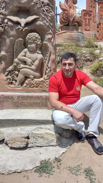  ,   Davit, 36 ,   ,   