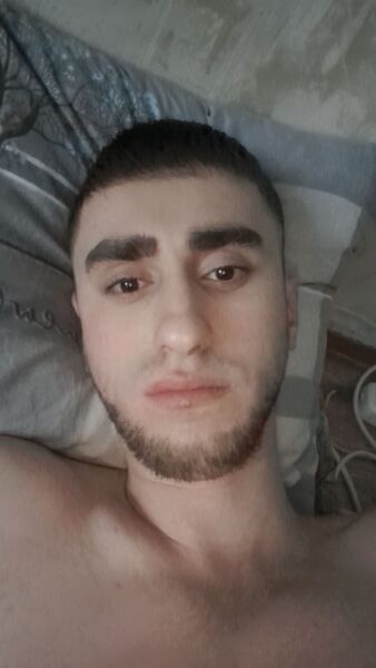  ,   Amir, 21 ,   ,   