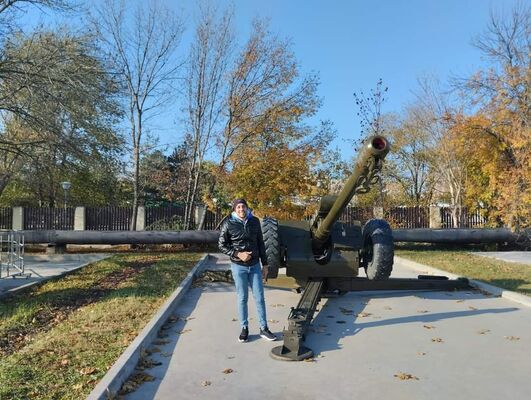  ,   Eslam, 29 ,   ,   
