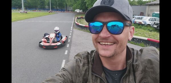   ,   Yurij, 40 ,   ,   
