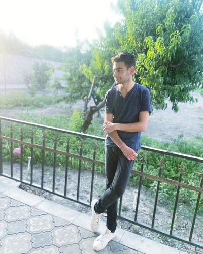  ,   Arman, 24 ,   ,   